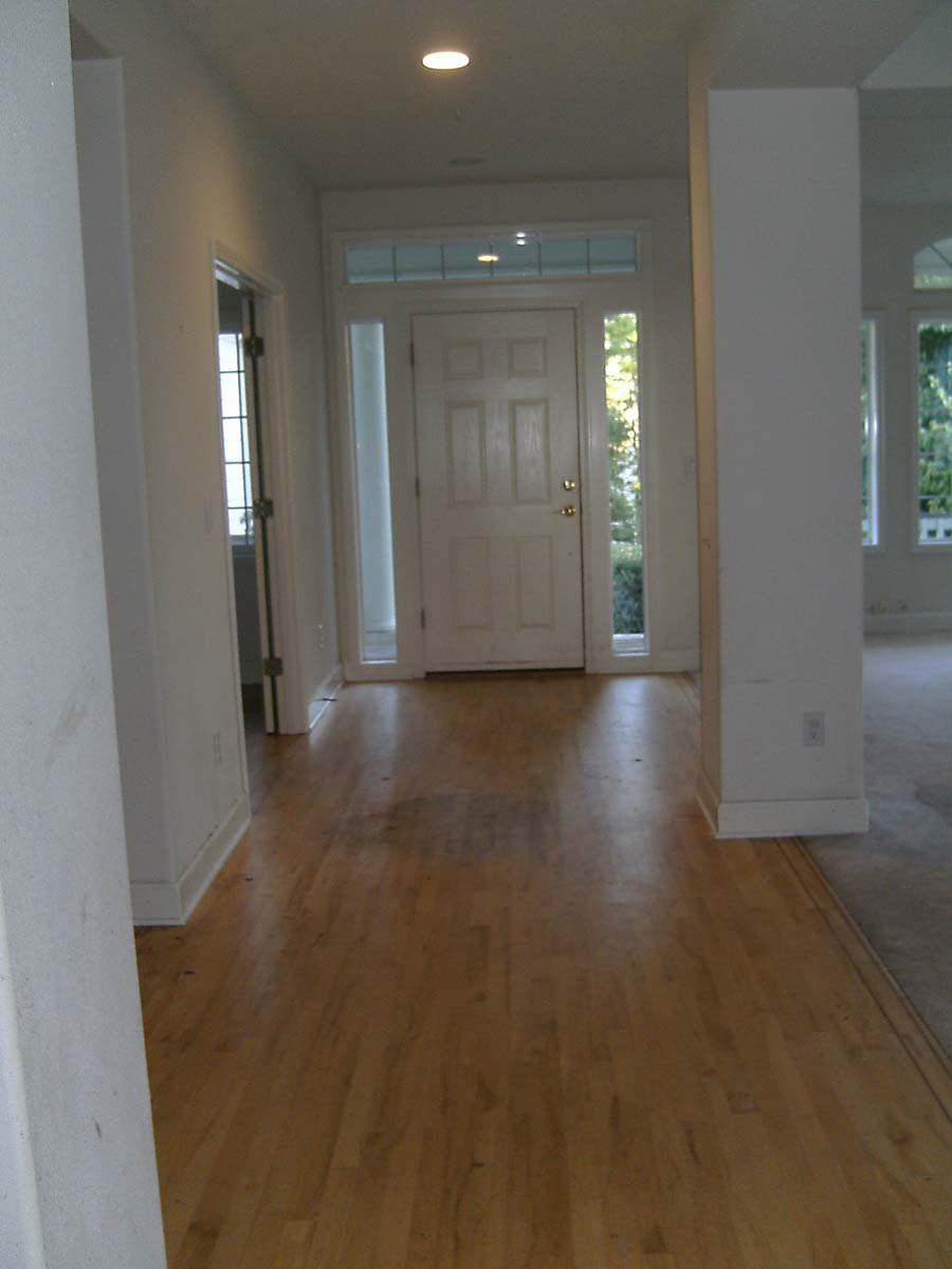 before interior painting of entry and living room of house in Salem Keizer Oregon