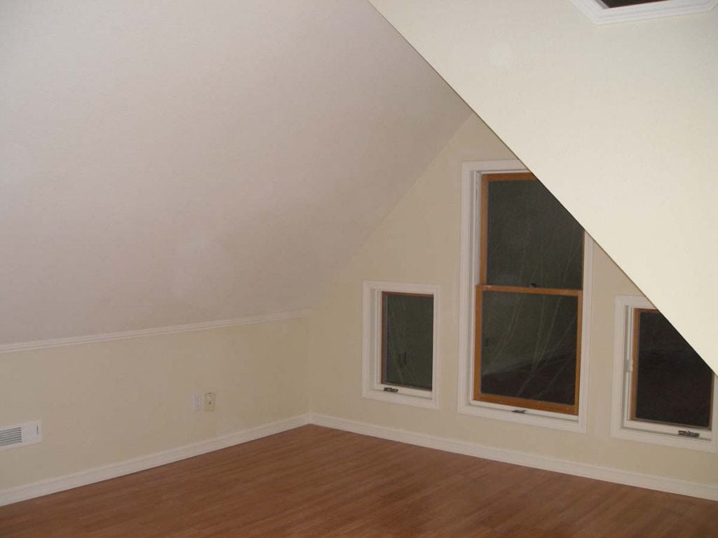 interior painting of upstairs bonus room with wood floors in Salem Keizer Oregon